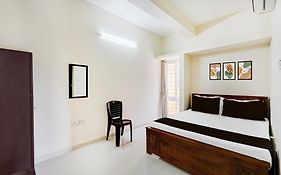 Super Collection O Sholinganallur Chennai Formerly Nimalan Residenc